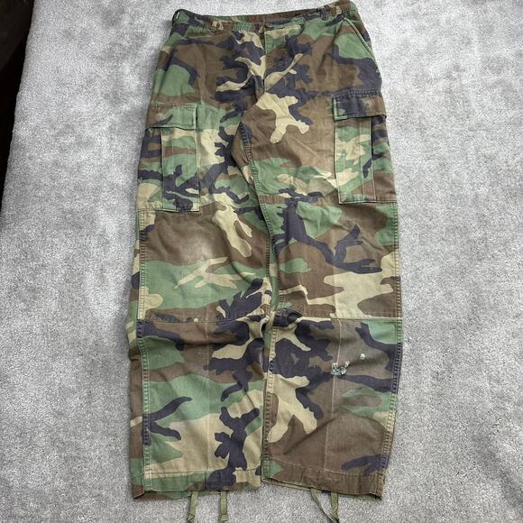 Vintage Vietnam War Ripstop Camo Cargo Pants Size 34x32 Surplus Army Distressed - Picture 1 of 8